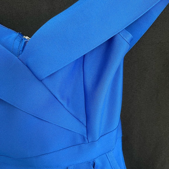 💙 NWOT Elegant Cobalt Blue Off-Shoulder Bandage Dress | Women’s Medium - Picture 4 of 14